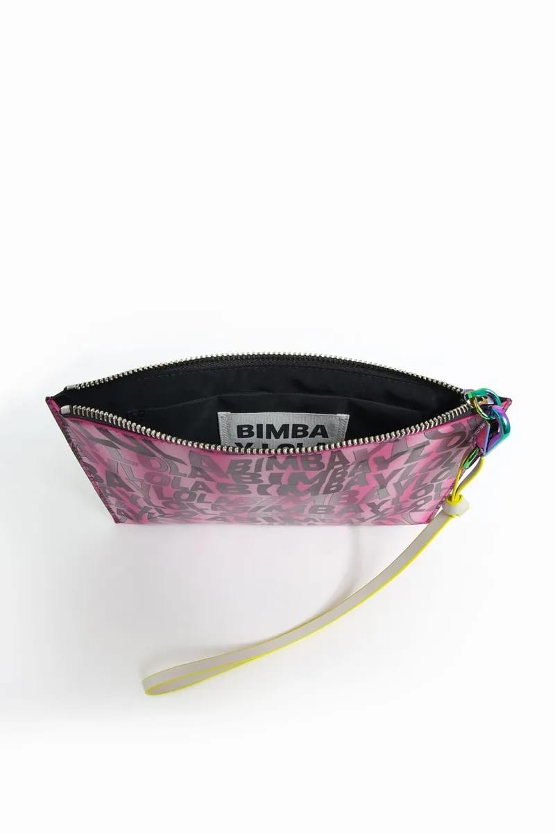 Clutch Bimba y Lola - detalle cadena iridiscente